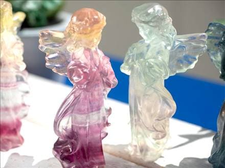 ◇細部まで彫り込まれたフローライト天使◇幸福を運ぶ天使モチーフ