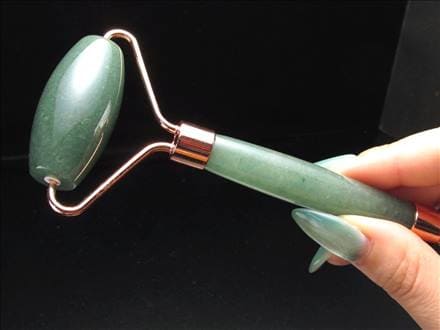 ☆海外で大人気！今注目の天然石ローラー☆フェイスローラー☆リンパ