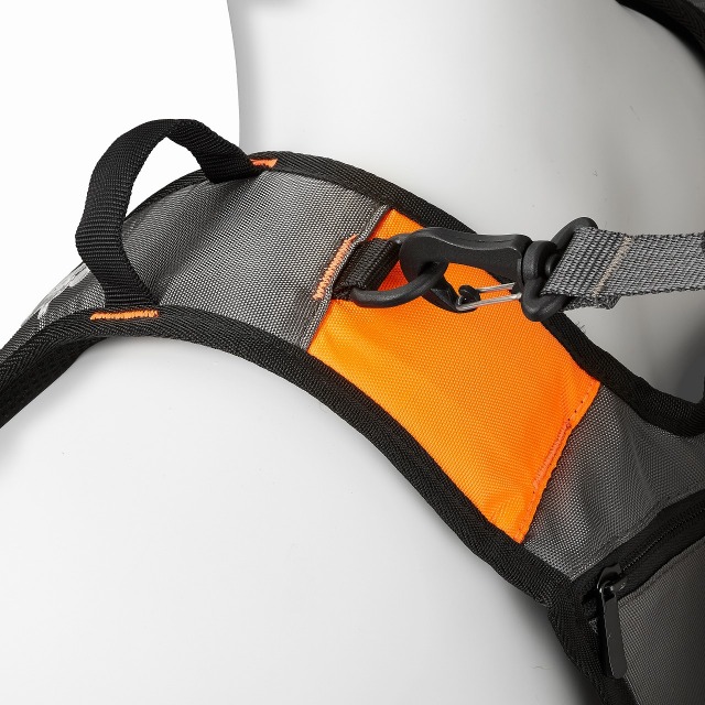 ピギーバックライダー（スカウトモデル）／オレンジ】立ったまま