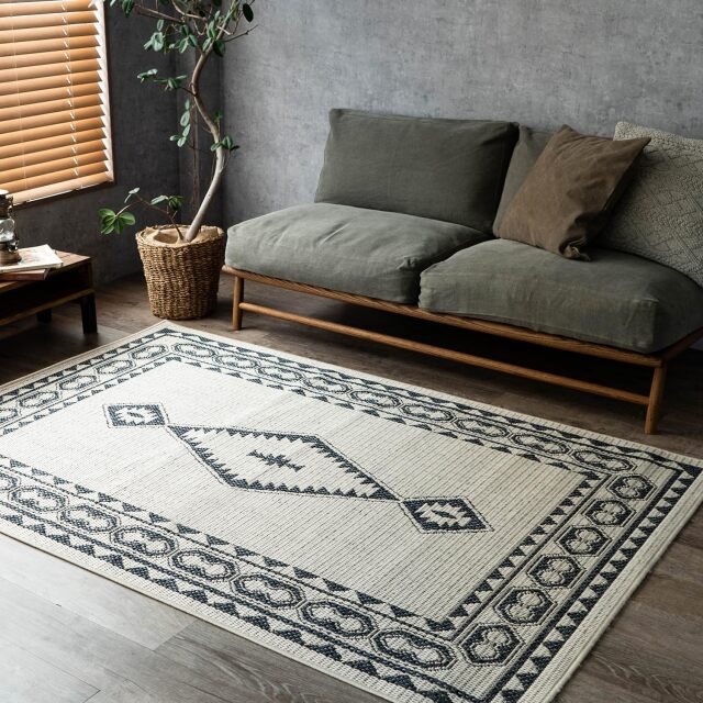 アジアンテイストなキリム柄の平織りラグ カイロ 135x200 cm 1.5畳