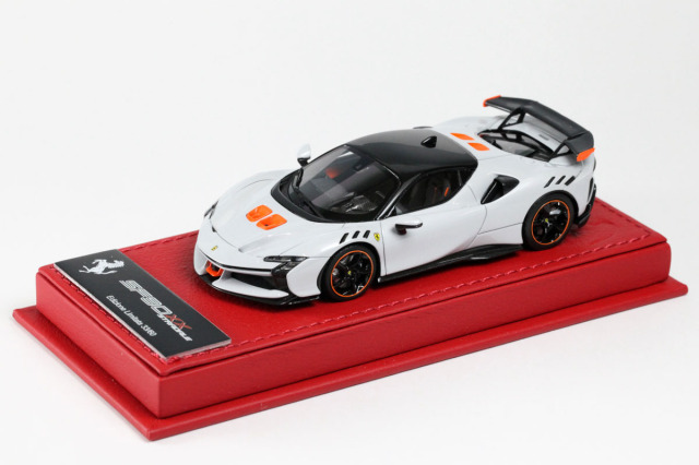 BBR Deluxe C285ADL 1/43 Ferrari SF90XX Stradale Bianco Artico (Red