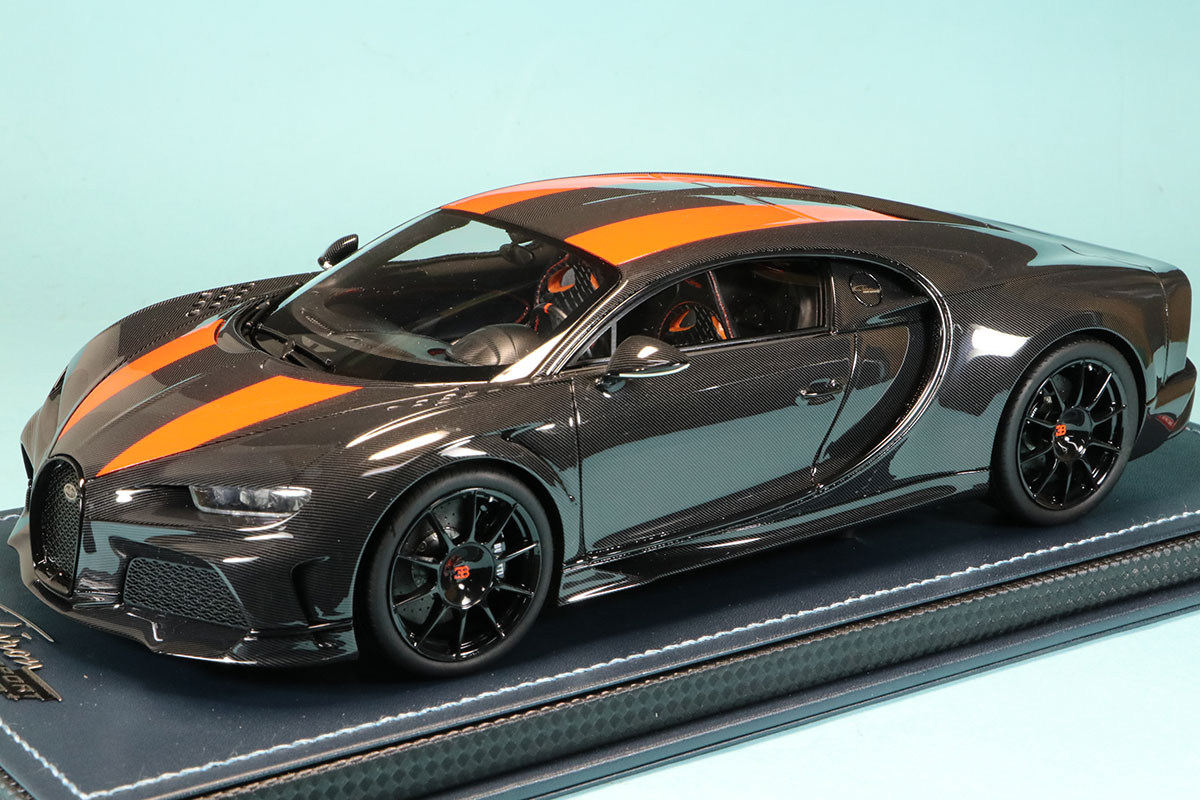 MRコレクション 1/18 ブガッティ シロン 時速482.80km 最高速記録