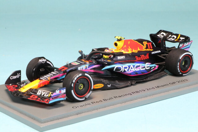スパーク 1/43 レッドブル RB19 マイアミGP 2023 S.ペレス 2nd S8581