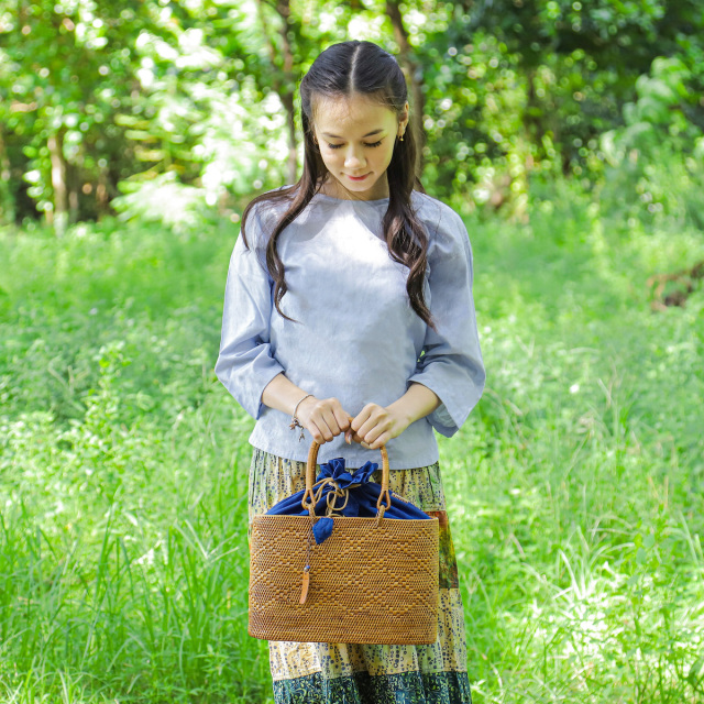 楕円巾着バッグMサイズ マチ広 (NAB695B) Rosily(ロージリー) バリ島