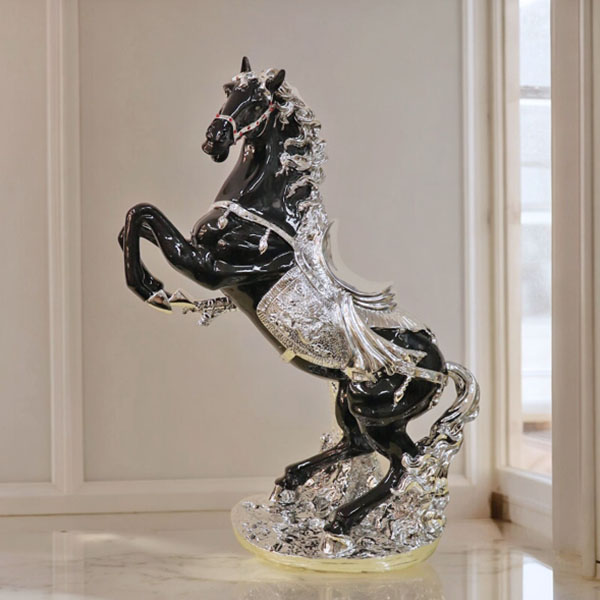 風水・開運インテリア・跳ね馬の置物（立ち馬） Mサイズ （ブラック