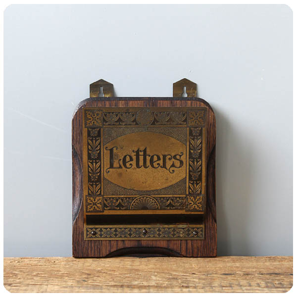 イギリス アンティーク雑貨 ウォールレターラック ブラス 真鍮 壁掛け