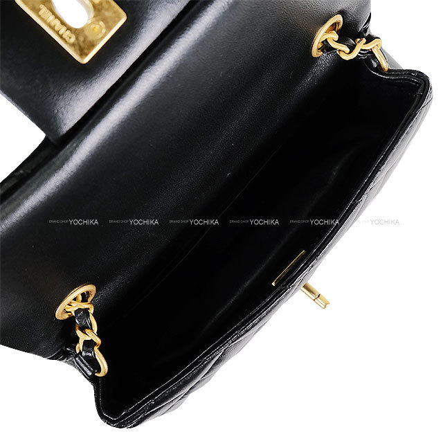 CHANEL シャネル ショルダーバッグ ミニ マトラッセ18 ハートチャーム