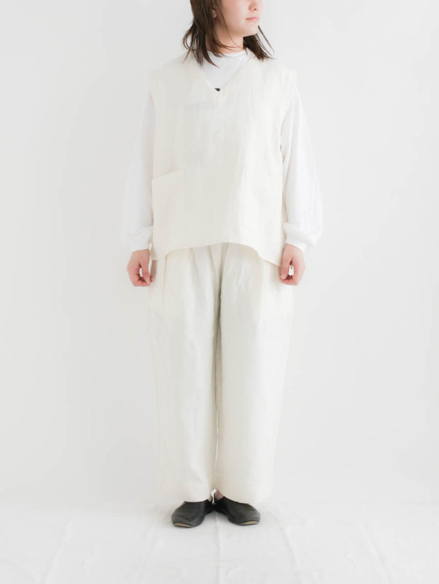 ARTE POVERA アルテポーヴェラ｜リネンキャンバスVネックベスト ホワイト