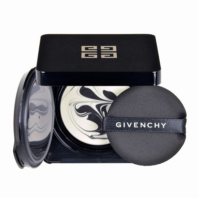 GIVENCHY ソワン ノワール UVコンパクト 新品未使用 ソワン ノワール
