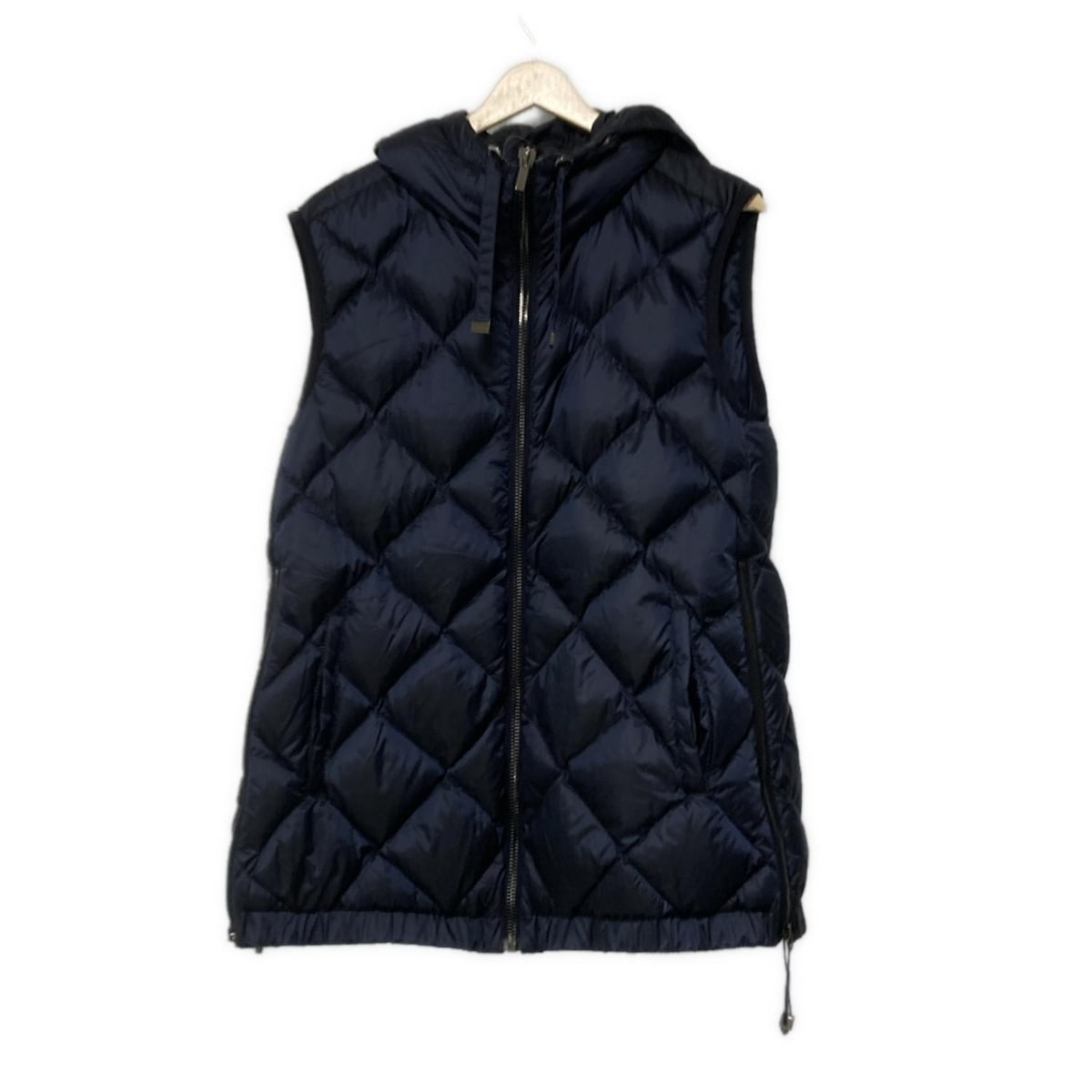 マックスマーラ/ダウンベスト/ネイビー/サイズ：IJ36の買取実績