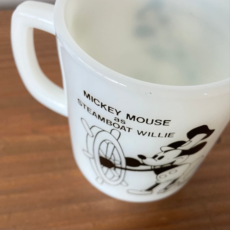 FIRE KING ANCHOR HOCKING Disney Mickey Steamboa