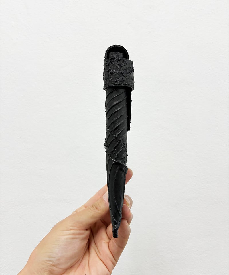 吊るすグラスケース／BK | Kagari Yusuke ／カガリユウスケ