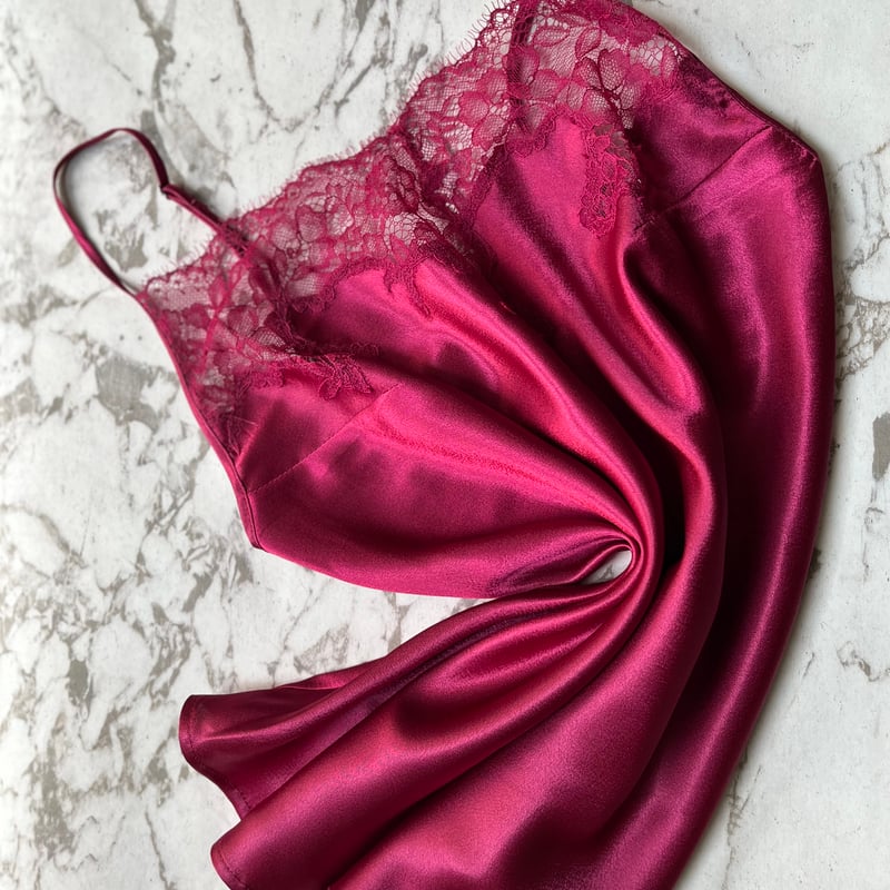 サテンキャミソール & フレアパンツ SET カラー/マゼンタピンク