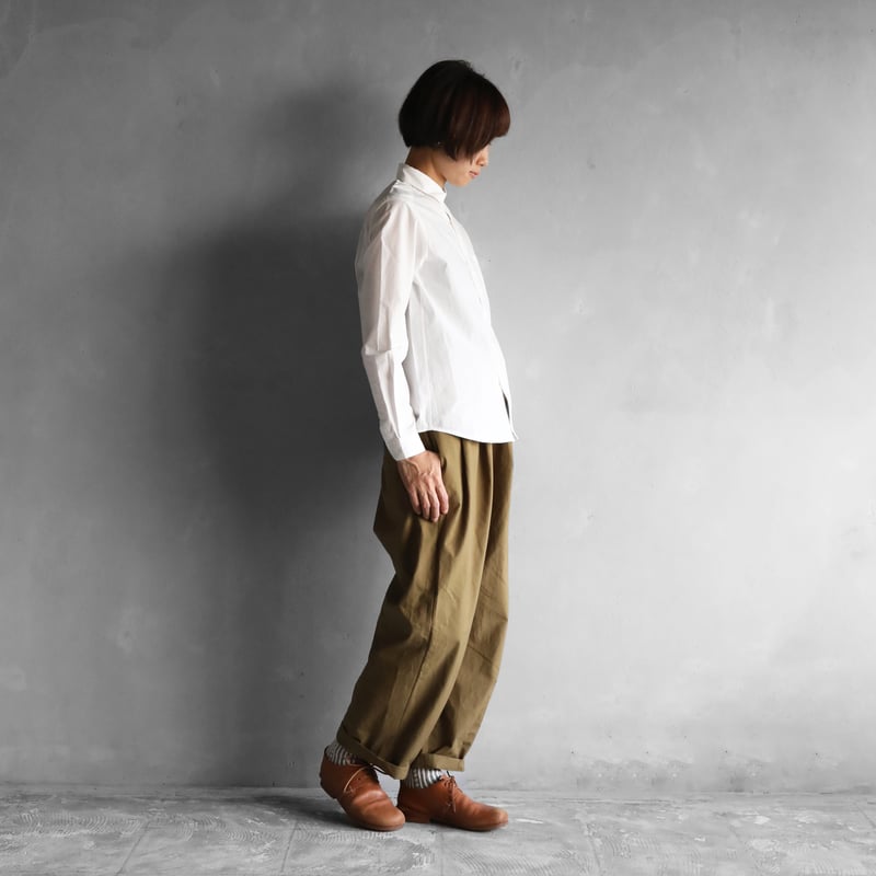 001Wオーガニックコットンシャツ（白）【ユニセックス】 | HUIS