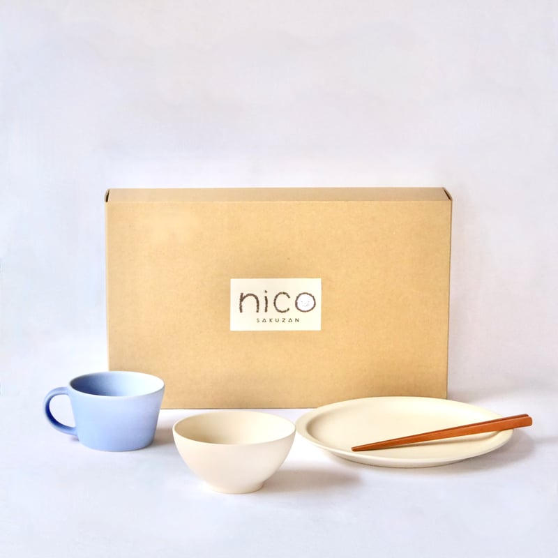 Sara Kids Set | SAKUZAN 公式オンラインストア