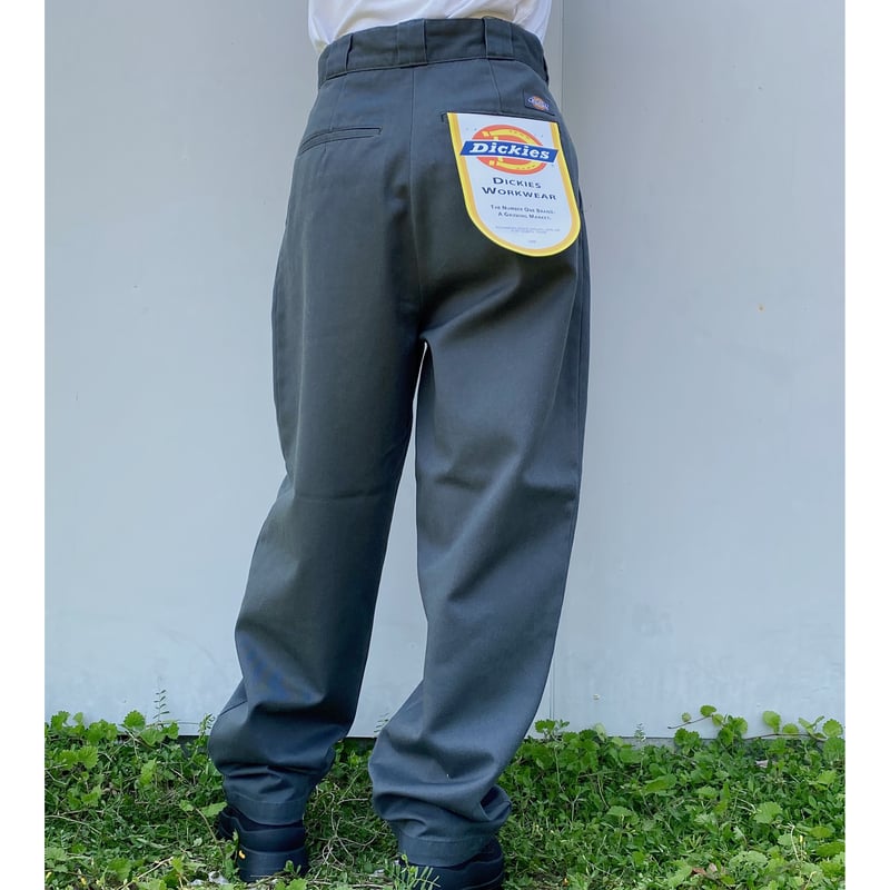 HOLIDAY「DICKIES 2TUCK PANTS」gray. | gouter le c