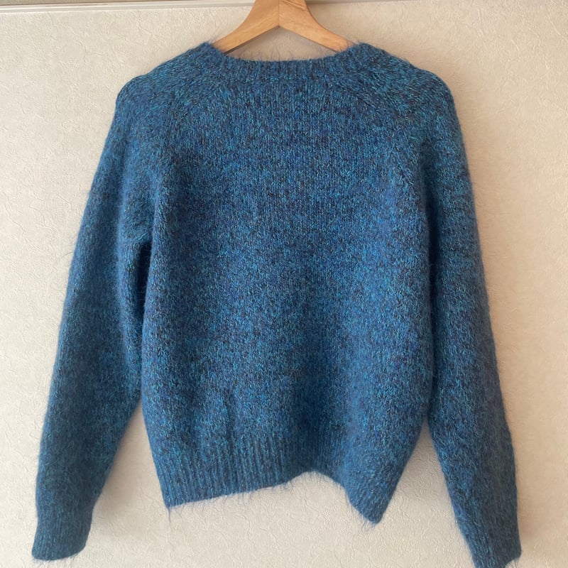 Vネックセーター（ブルー） | Midum ミドゥム