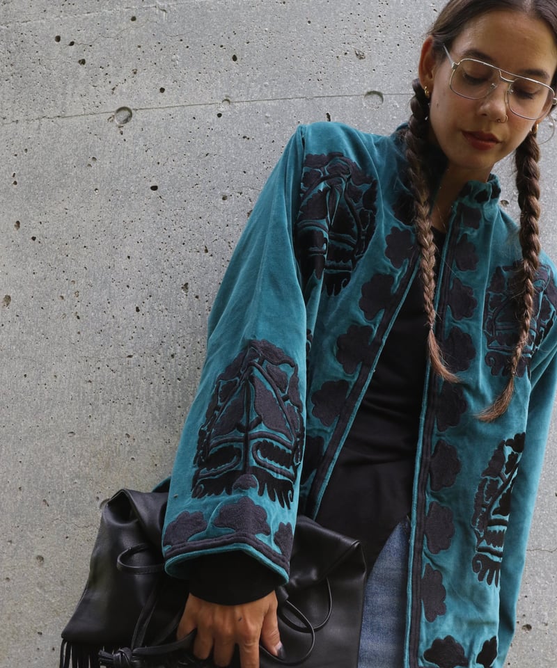 刺繍ベロアジャケット(5W36011E) | MWEZI by ZURIsol okinawa