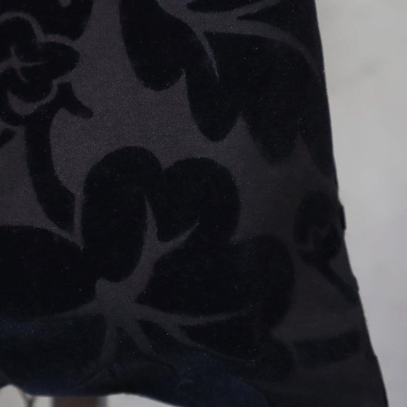 R&D.M.Co- wild berry velvet tote bag (black/nav