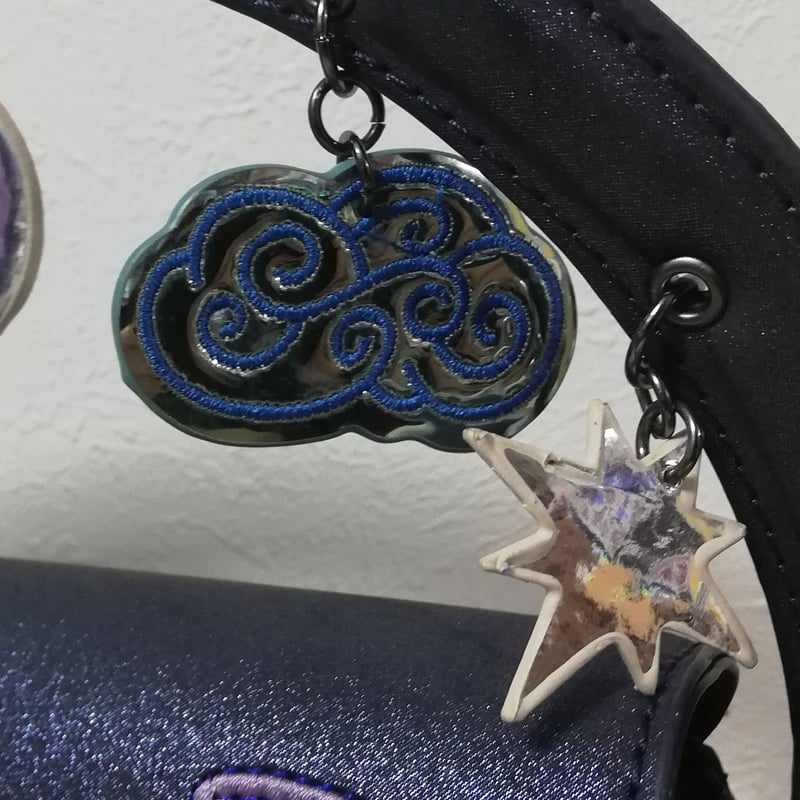 USA直輸入】DISNEY アラジン ジャスミン 空飛ぶじゅうたん ショルダー