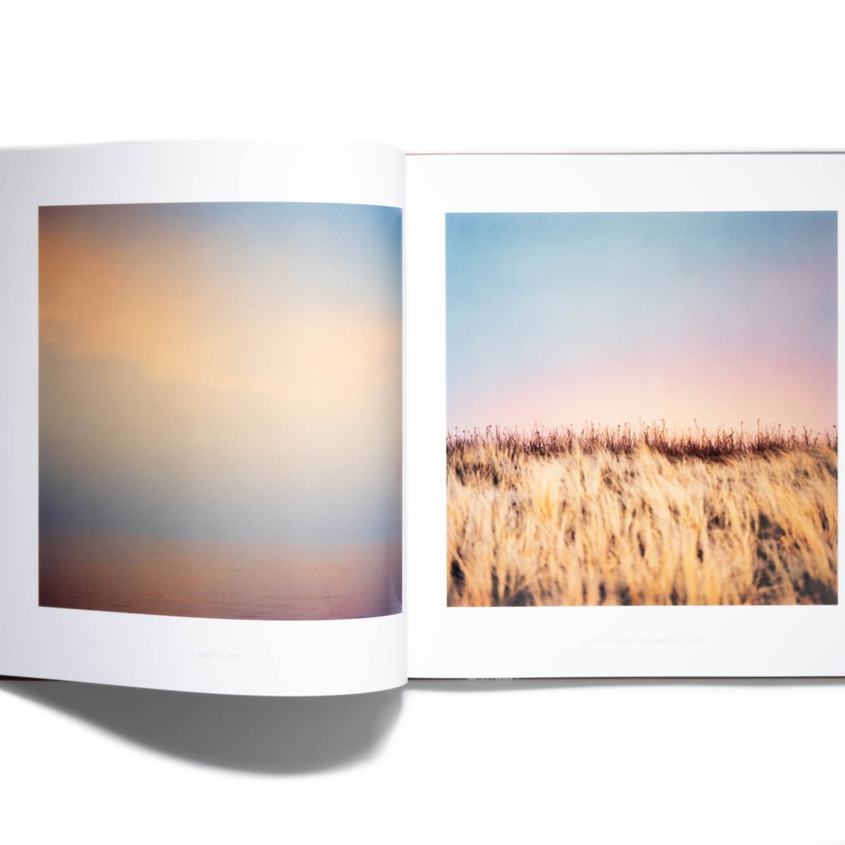 Mat Hennek: Sounds of Spheres | Art Book Iskusstvo