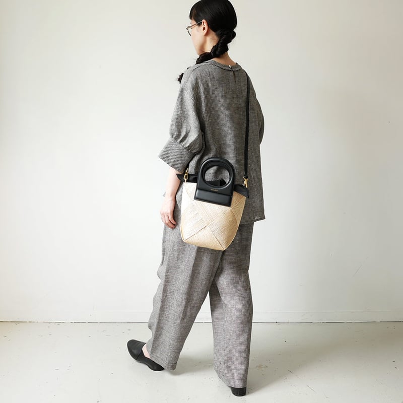 VIOLAd'ORO｜ヴィオラドーロ ｜アバカメッシュ 2WAYバケットバッグ｜V