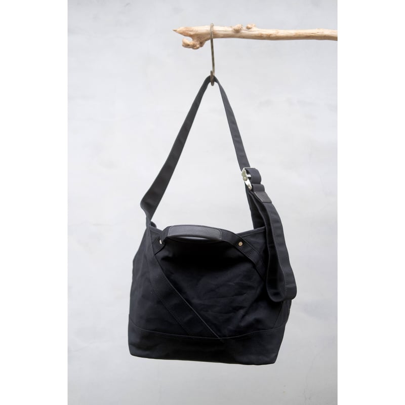gron L size (Black/leather handle) | ripa