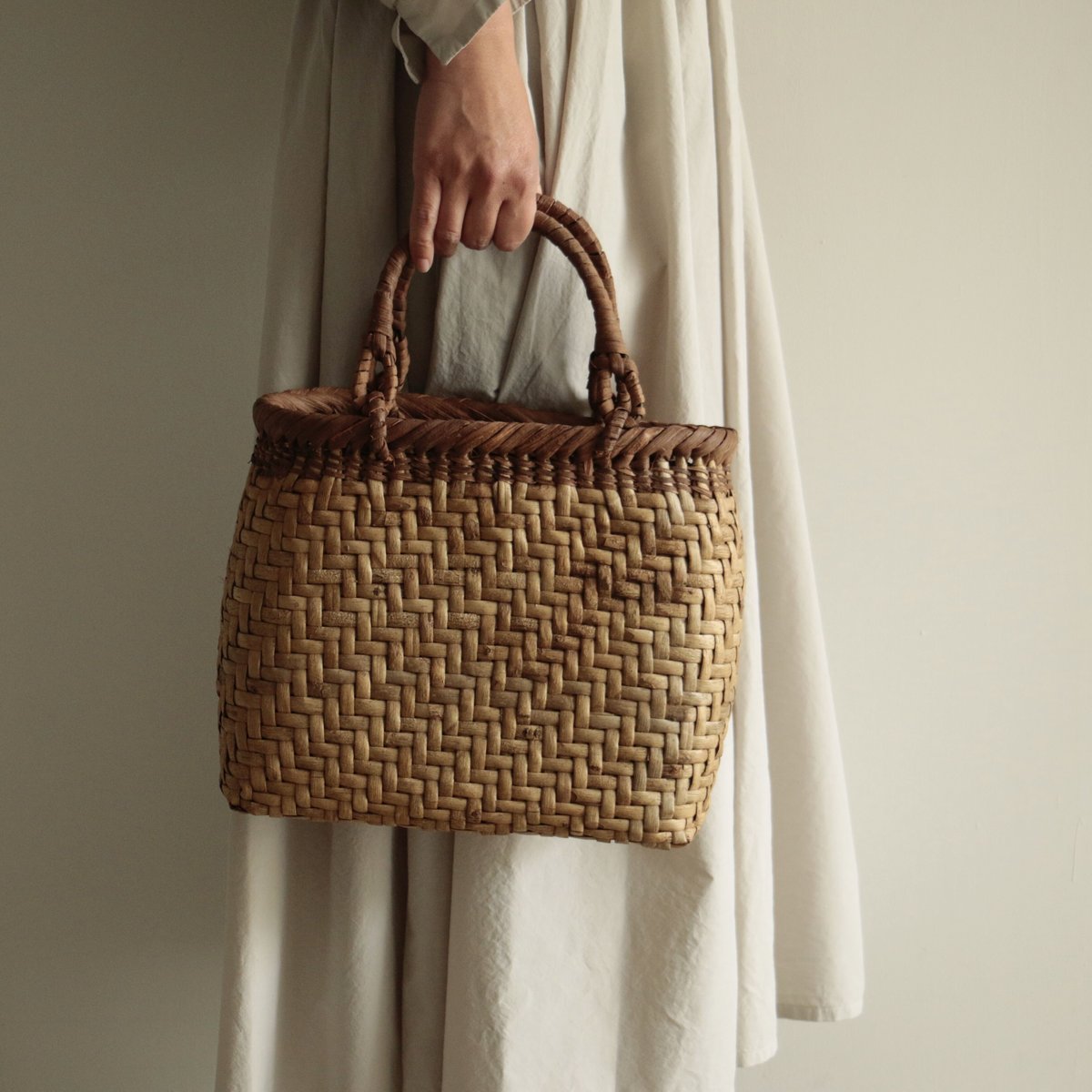 さわくるみ籠 バック 柿渋ジャム巾着 天然布