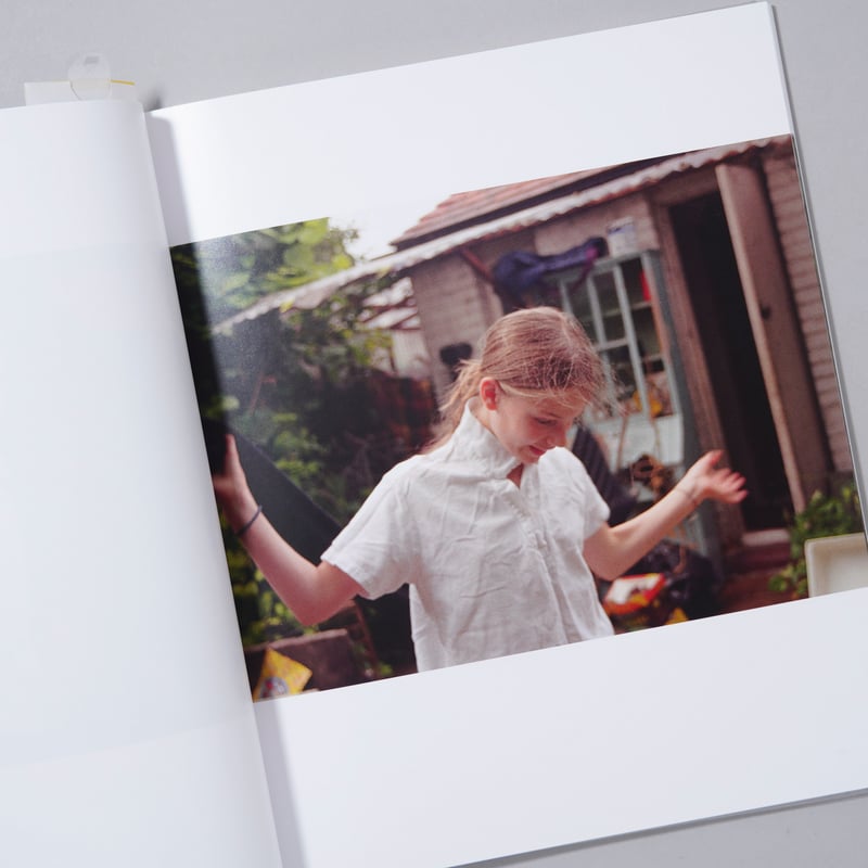 新刊/New] SYLVIA ZINE/ Angela Hill(アンジェラ・ヒル) | b