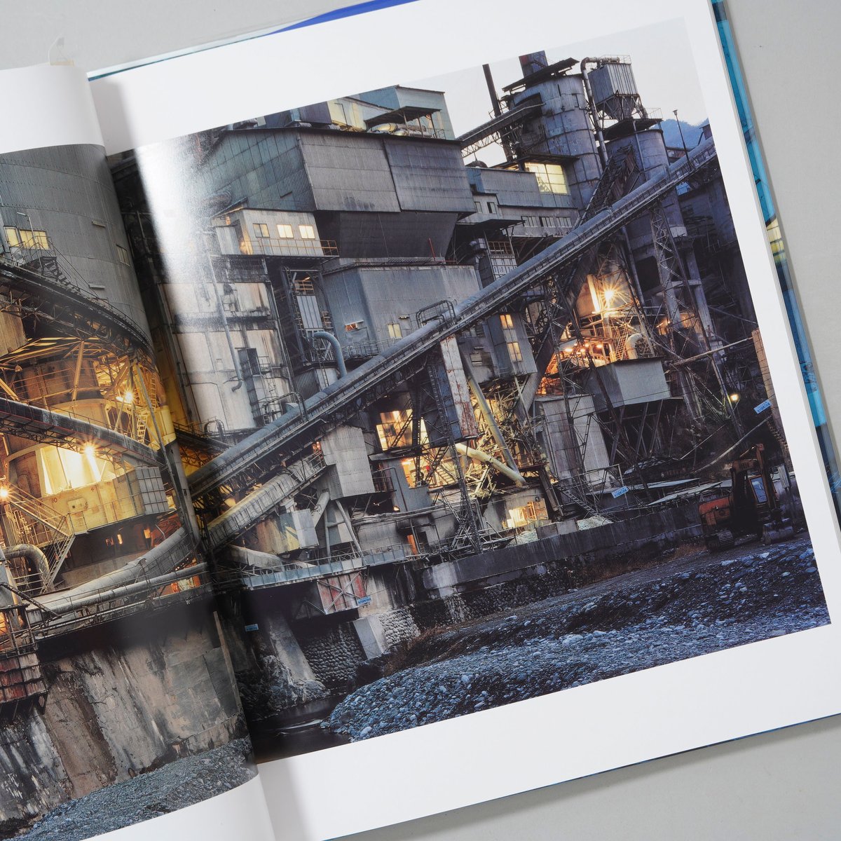 新刊/New] 新版 LIME WORKS / 畠山直哉(Naoya Hatakeyama)