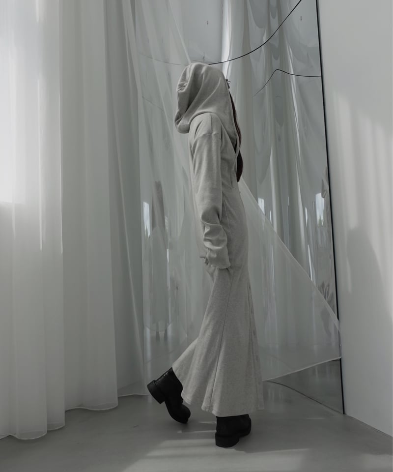 フードロングワンピース/Hooded Long One-Piece | FICTION TOK
