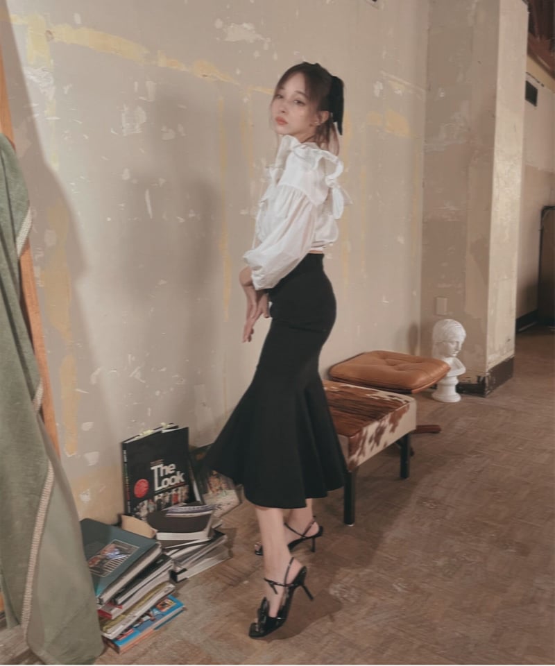 フリルビッグ襟ブラウス / Fril Big Collar Blouse | FICTIO