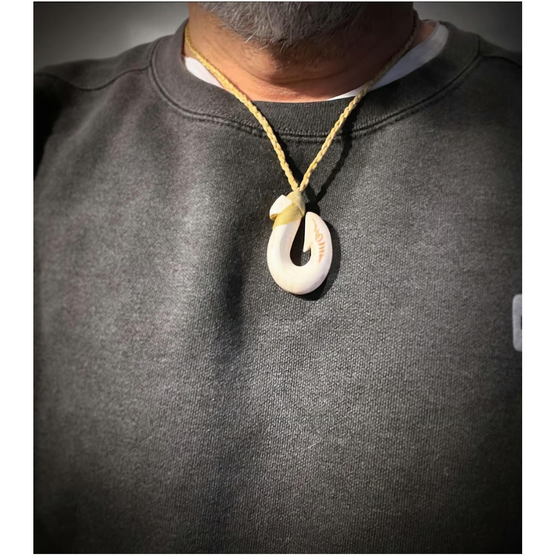 ボーンカービング鯨骨HOOKネックレスWB-308 | Ocean's Bone Carvings