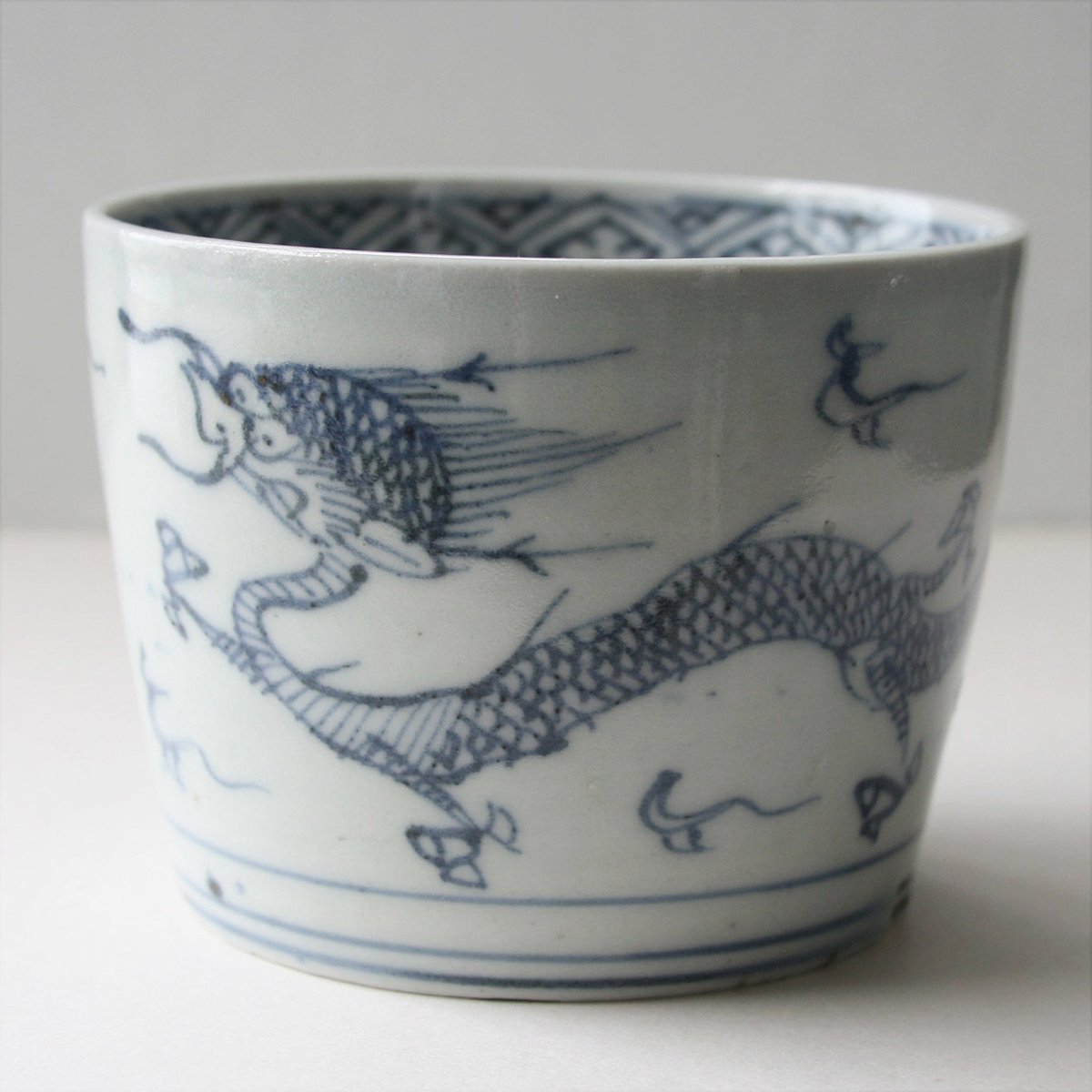 S-07 古伊万里 染付 宝珠雲龍文 蕎麦猪口 | imarimaru