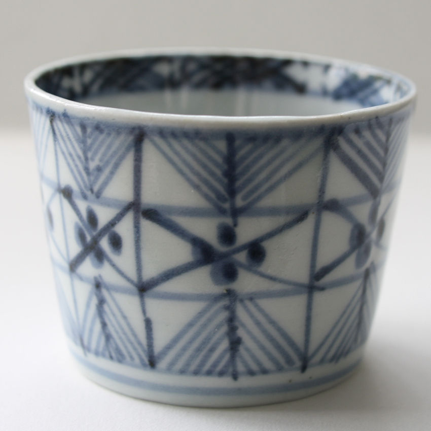 S-200 古伊万里 KOIMARI 染付 幾何格子文 蕎麦猪口 | imarimaru