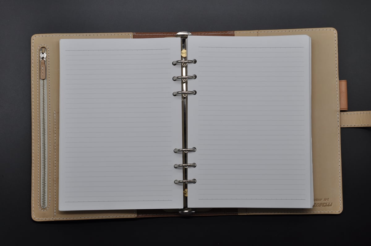 ☆送料込み☆システム手帳☆A5サイズ☆リング25mm☆栃木レザー