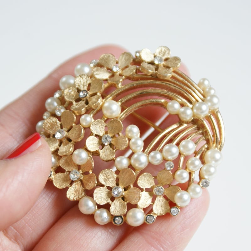 TRIFARIトリファリ フラワー パール ブローチ/ ヴィンテージ