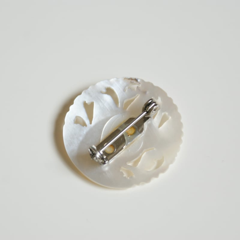 ベツレヘムパール 白蝶貝 マザーオブパール 鳩 ミニブローチ