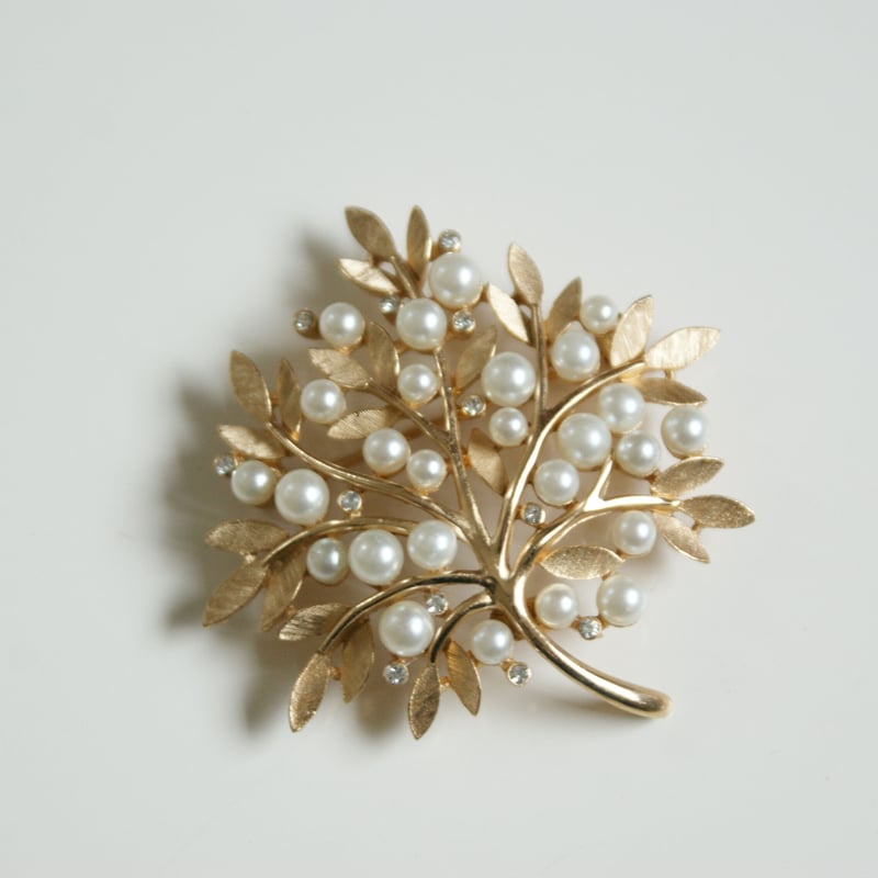 TRIFARIトリファリ ツリー パール ラインストーン ブローチ