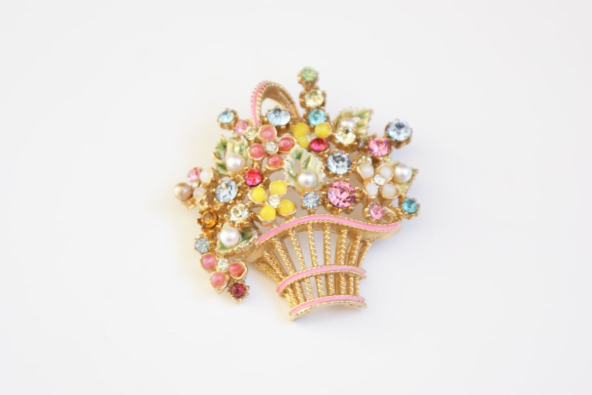 ART ピンクエナメル フラワーバスケット ブローチ/ ヴィンテージ