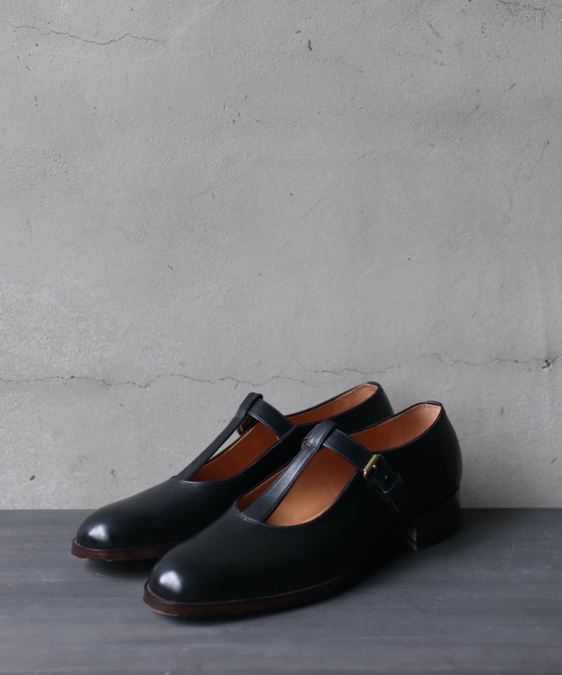 formeフォルメ / T-strap plain toe with Fringe Tストラッ