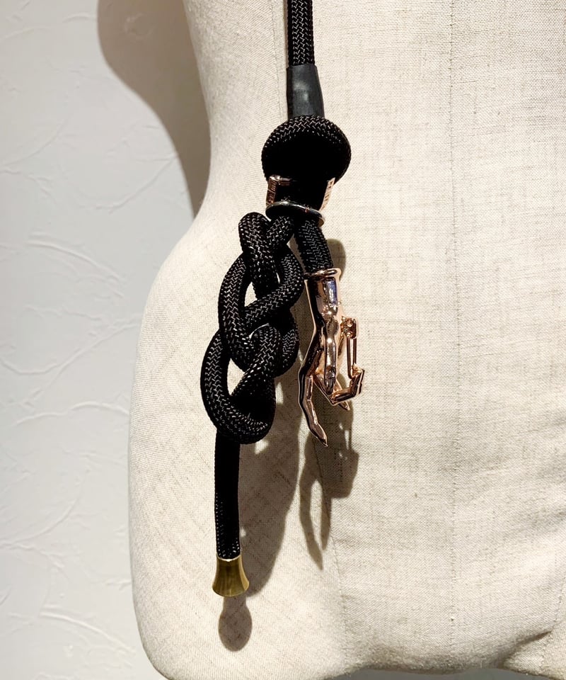 惹きずり込まれる運命のスマホストラップ | ha | za | ma