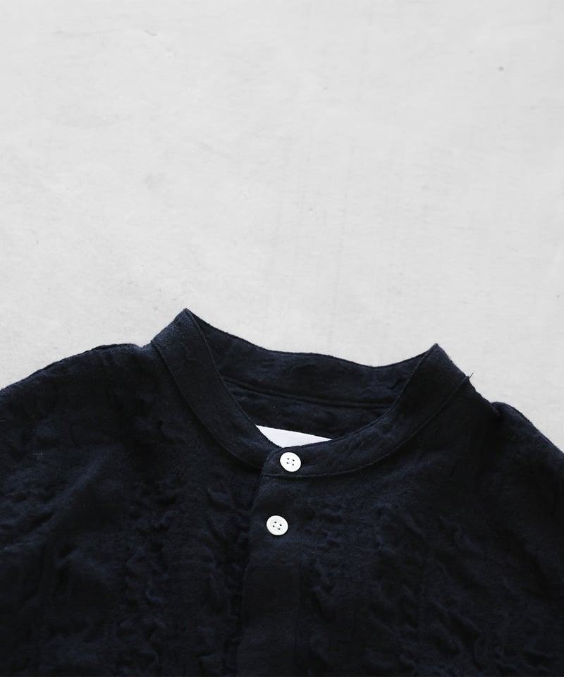 HUIS |“HUIS×尾州”縮絨綿ウールガーゼバンドカラーオーバーシャツ