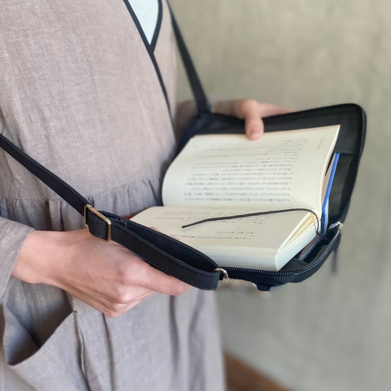 四六判】 読むしかできないブックショルダー | 文喫 六本木