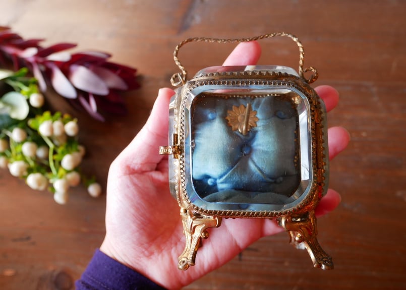 フランスアンティーク ガラスのジュエリーボックス 懐中時計 | mamantique