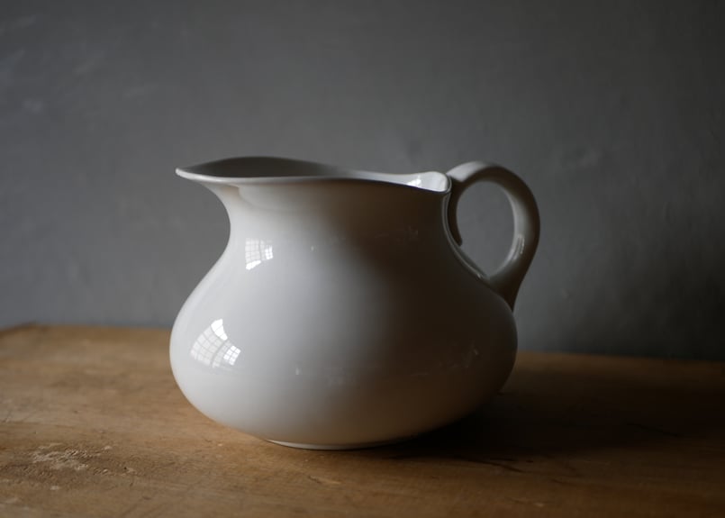 白地のピシェ リュネヴィル 水差し 花器 フランスアンティーク