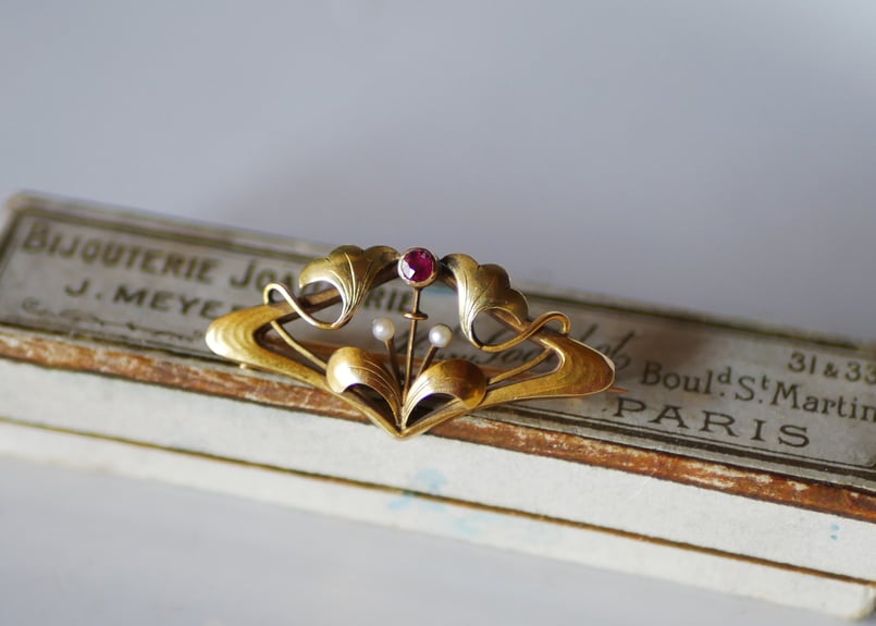 商談中、HOLD】 FB-03 アールヌーヴォー K18 アンティークブローチ