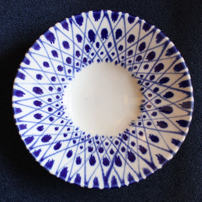 大嶺實清さん 大嶺工房 染付三つ足皿 沖縄 やちむん | BRILLANTE IL