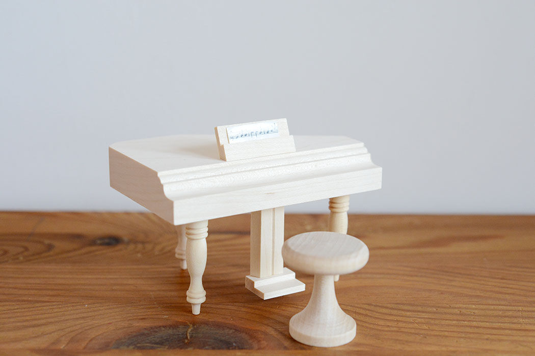 ドールハウス/家具】〈3才-〉ピアノ(白木) | TOYS&GIFT MOMO