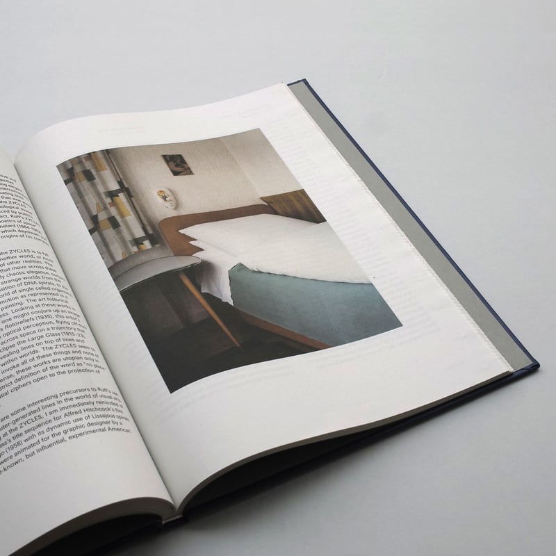 アート・デザイン・音楽 Thomas Ruff: Surfaces, Depths アート